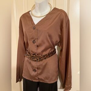 Button-Up Women's, size 3XL, 
I think XXL see measurements  belt not included.